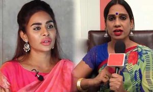 srireddy-fire-on-transgender-tamanna-simhadri