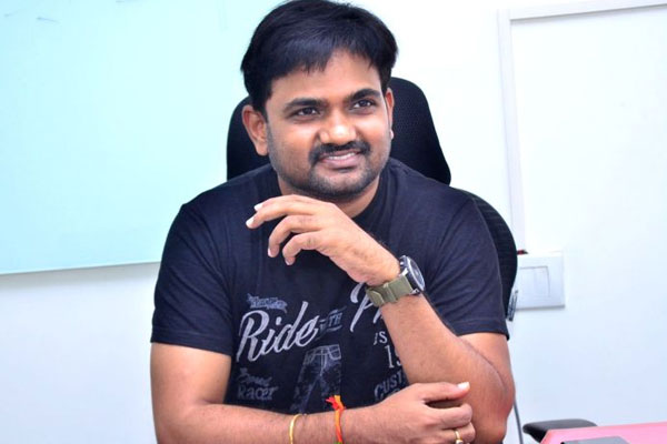 director maruthi clarity on sailajareddy alludu first look
