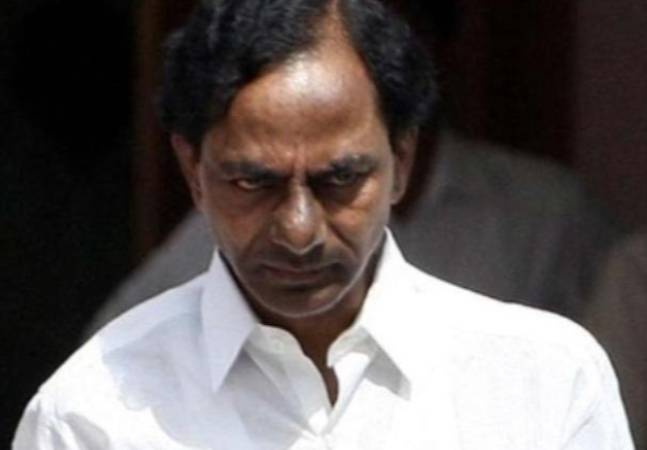 Andhra people fires on KCR