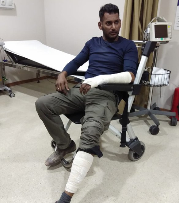 Vishal injured in shooting