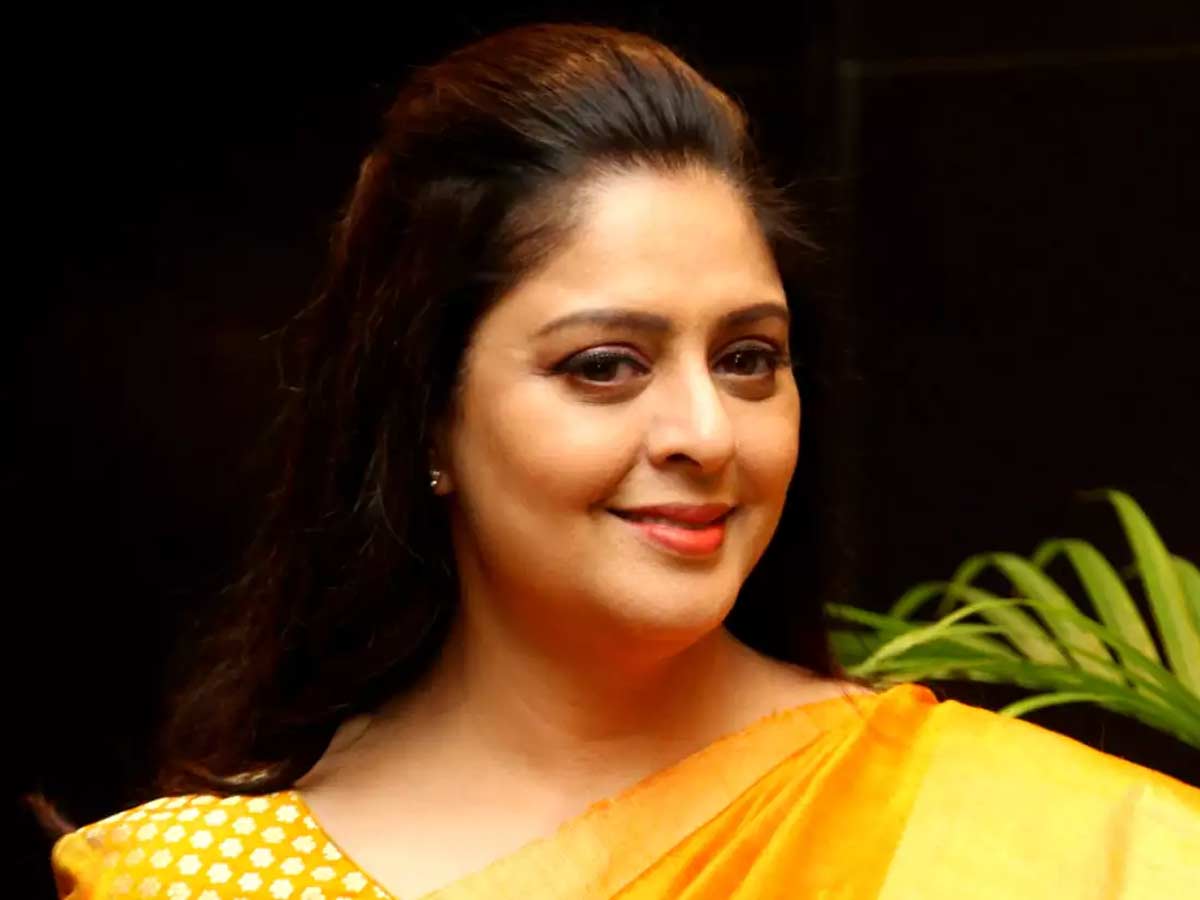 Nagma tests covid - 19 positive after got first dose